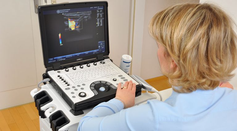 Ultraschall Fr. Dr. Iris Wolf Kohlmeier Fachärztin für Schilddrüse 768x426