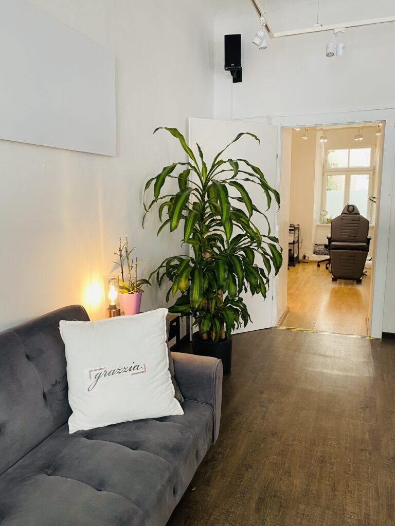 grazzia permanent makeup studio12 768x1024 1