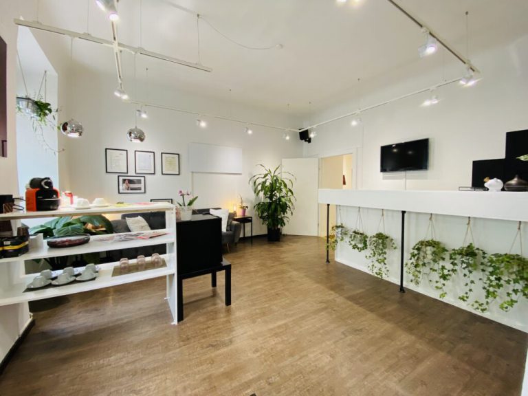 grazzia permanent makeup studio5 1024x768 1 768x576