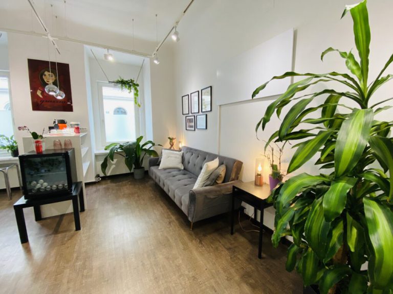 grazzia permanent makeup studio9 1024x768 1 768x576